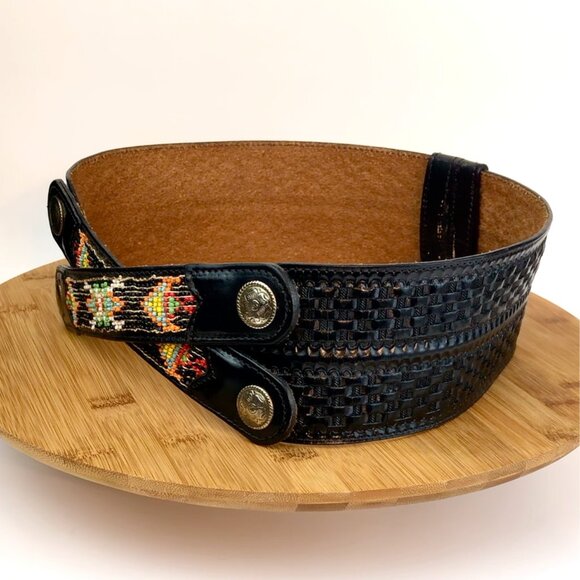 Vintage 80's Wide Black Leather Belt Conchos Beads & Hand-Tooled 24–30.25” - Picture 11 of 14